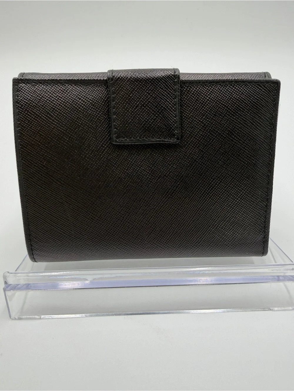 Prada Black Saffiano Leather Compact Wallet with Gold Logo New In Box w/COA - Picture 4 of 14